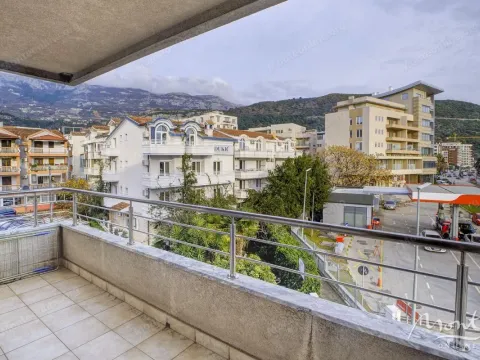 Sale, two bedroom apartment, 80m², Maine, Budva - image 16