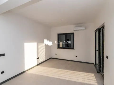 Prodaja, jednosoban stan, 40m², Kumbor, Herceg Novi - image 6