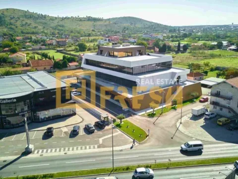 Izdavanje, poslovni prostor, 7600m², Donja Gorica, Podgorica - image 2