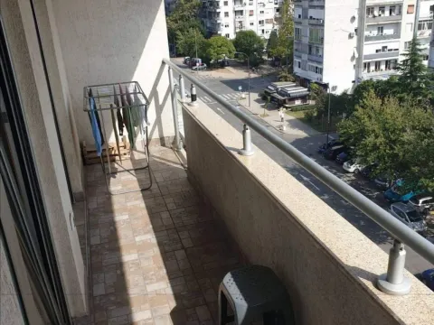 Rent, three bedroom apartment, 95m², Preko Morače, Podgorica - image 5