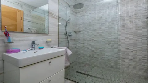 Prodaja, trosoban stan, 92m², Preko Morače, Podgorica - image 8