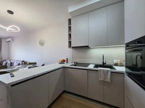 Sale, two bedroom apartment, 71m², Bečići, Budva - image 18