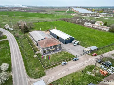 Poslovni prostor in Bečej