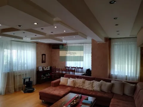 Prodaja, četvorosoban stan, 115m², Grbavica, Novi Sad Sve Podlokacije - image 2
