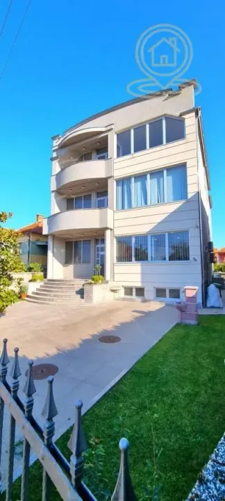 Rent, office space, 600m², Crveni Krst, Niš