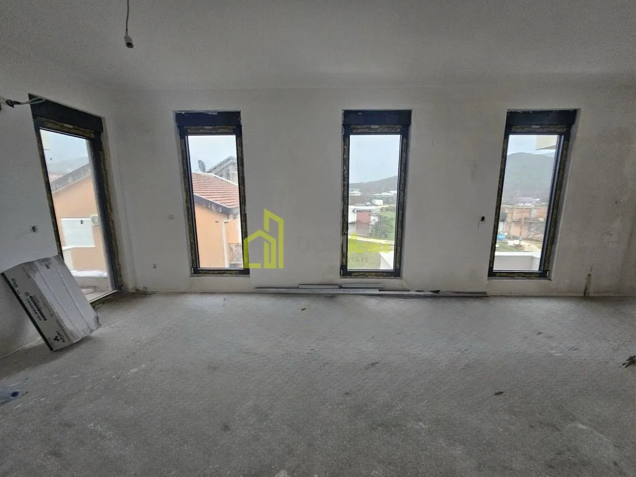 Prodaja, jednosoban stan, 51m², Radanovići, Kotor