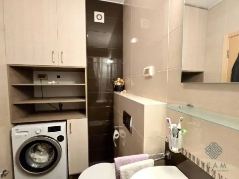 Izdavanje, jednosoban stan, 46m², Blok 6, Podgorica - image 8