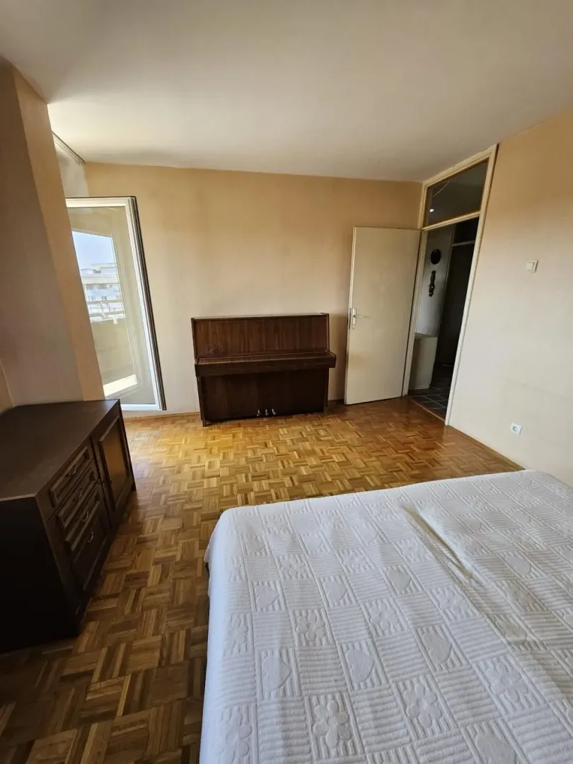 Prodaja, trosoban stan, 87m², Novi Beograd Blok 70, Novi Beograd Sve Podlokacije