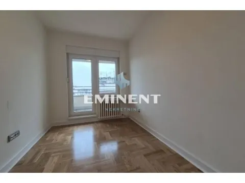 Rent, apartment, 150m², Stari Grad, Beograd - image 10