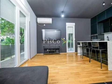 Izdavanje, jednosoban stan, 63m², Momišići, Podgorica - image 6