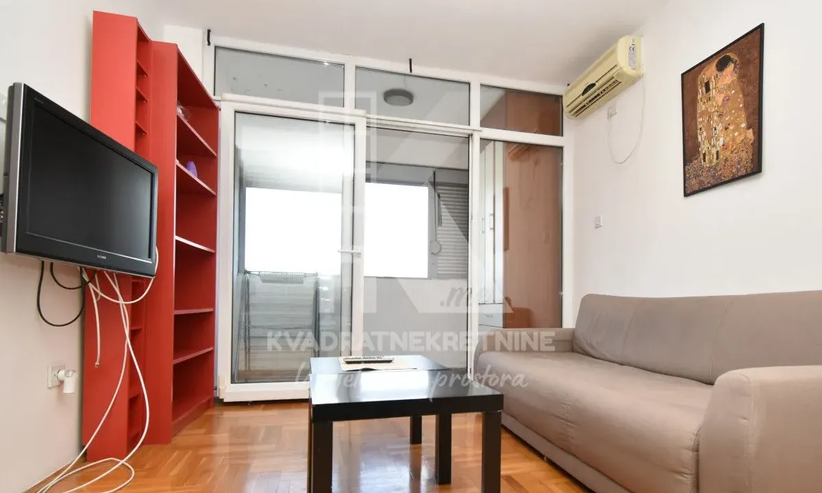 Rent, one bedroom apartment, 51m², 1 maj, Podgorica