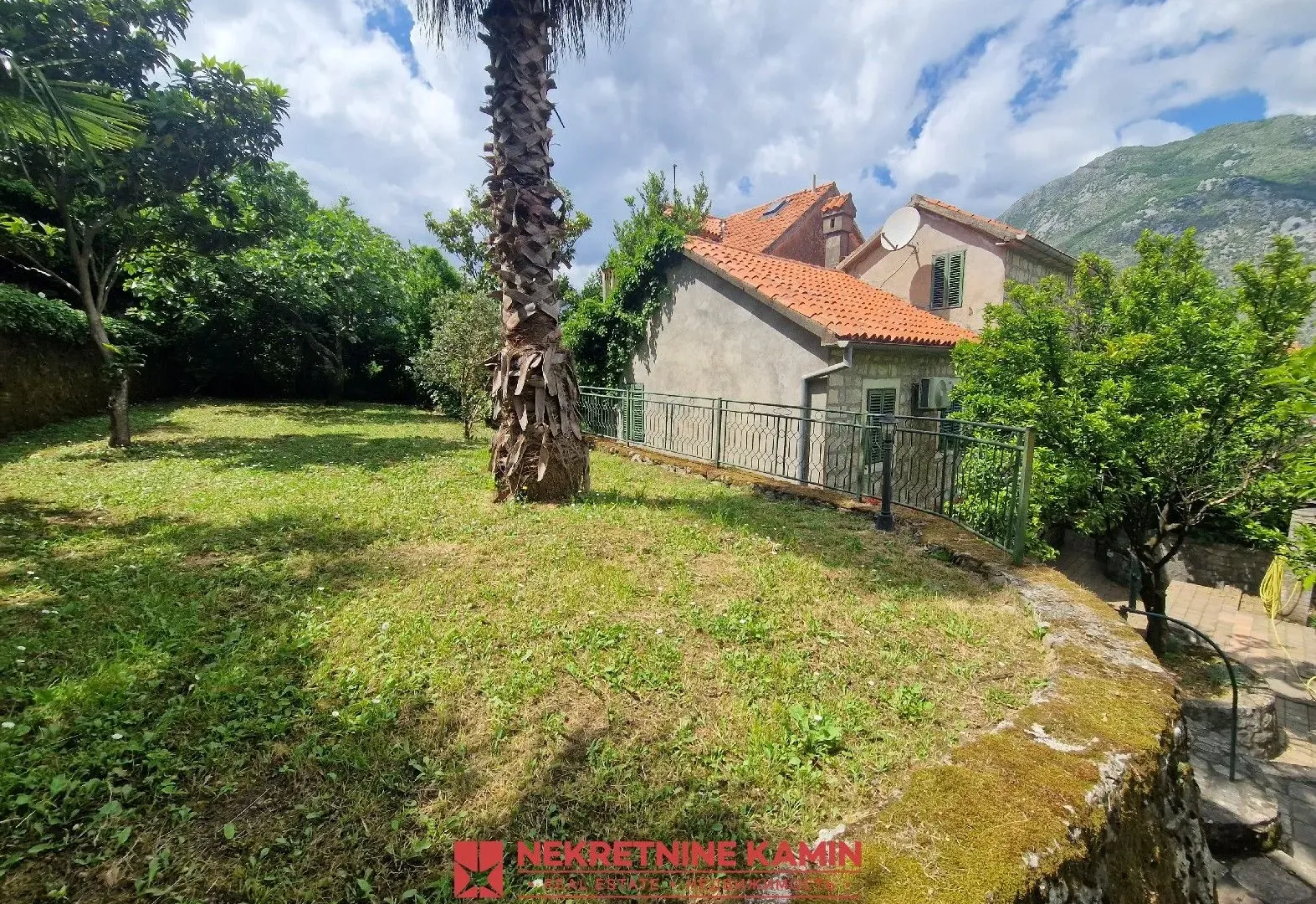 Prodaja, kuća, 140m², Stoliv, Kotor