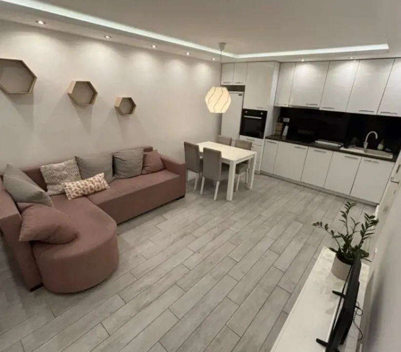 Rent, two bedroom apartment, 57m², Kumodraž Sve Podlokacije, Beograd