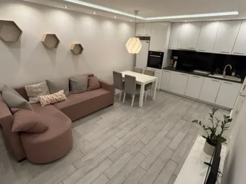 Rent, two bedroom apartment, 57m², Kumodraž Sve Podlokacije, Beograd