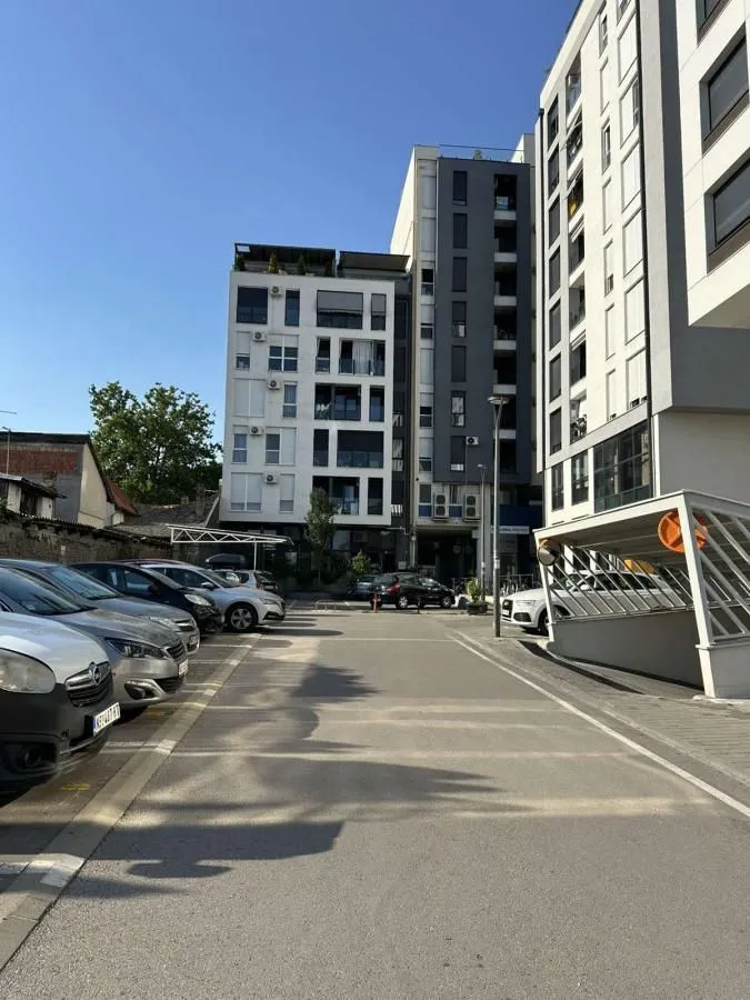Rent, two bedroom apartment, 42m², Adamovićevo Naselje, Novi Sad Sve Podlokacije
