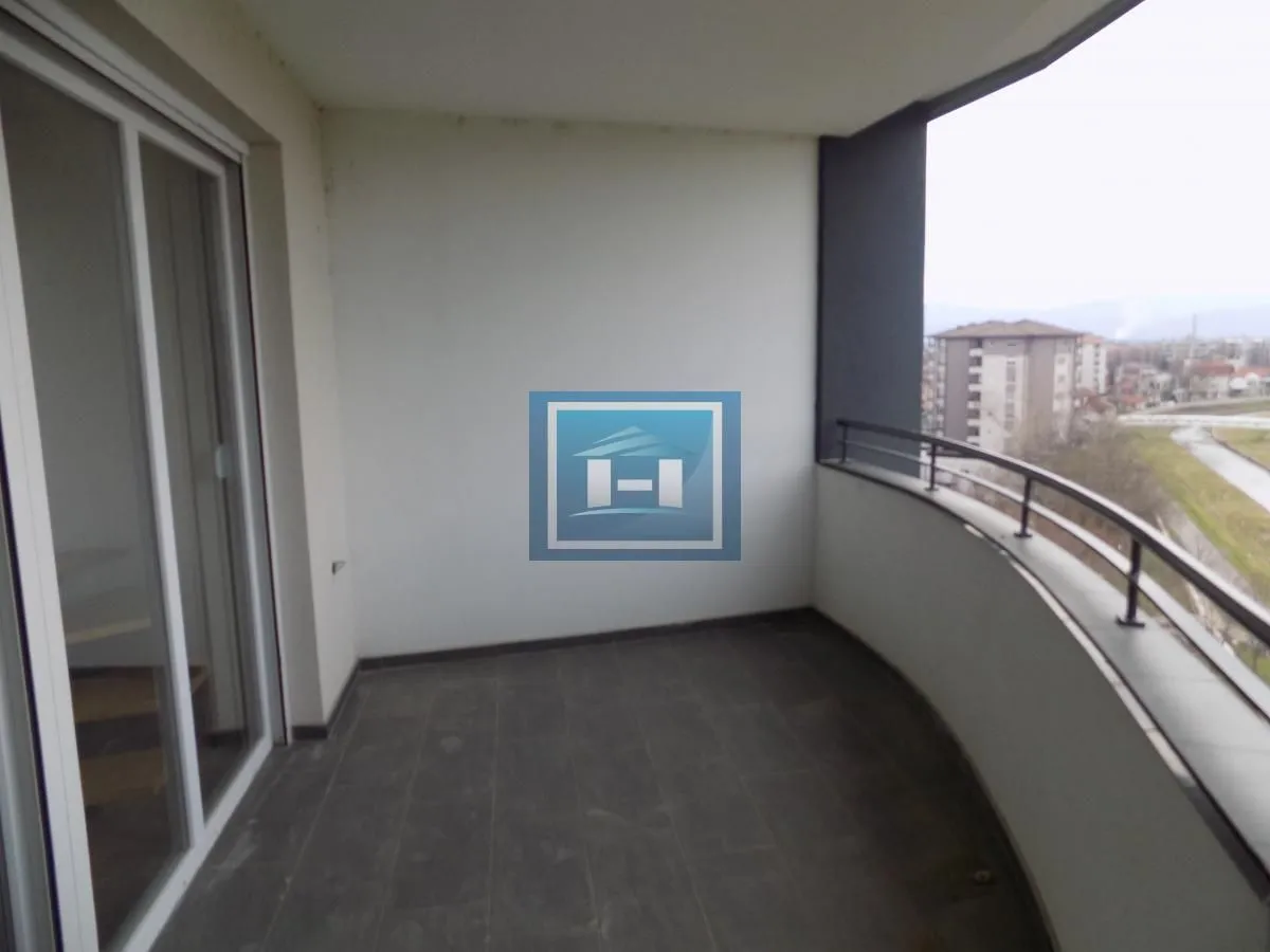 Prodaja, četvorosoban stan, 150m², Jagodnjak, Paraćin