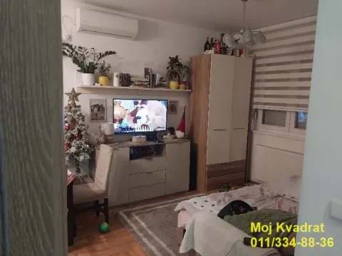 Sale, one bedroom apartment, 37m², Vojvode Vlahovica, Beograd - image 1