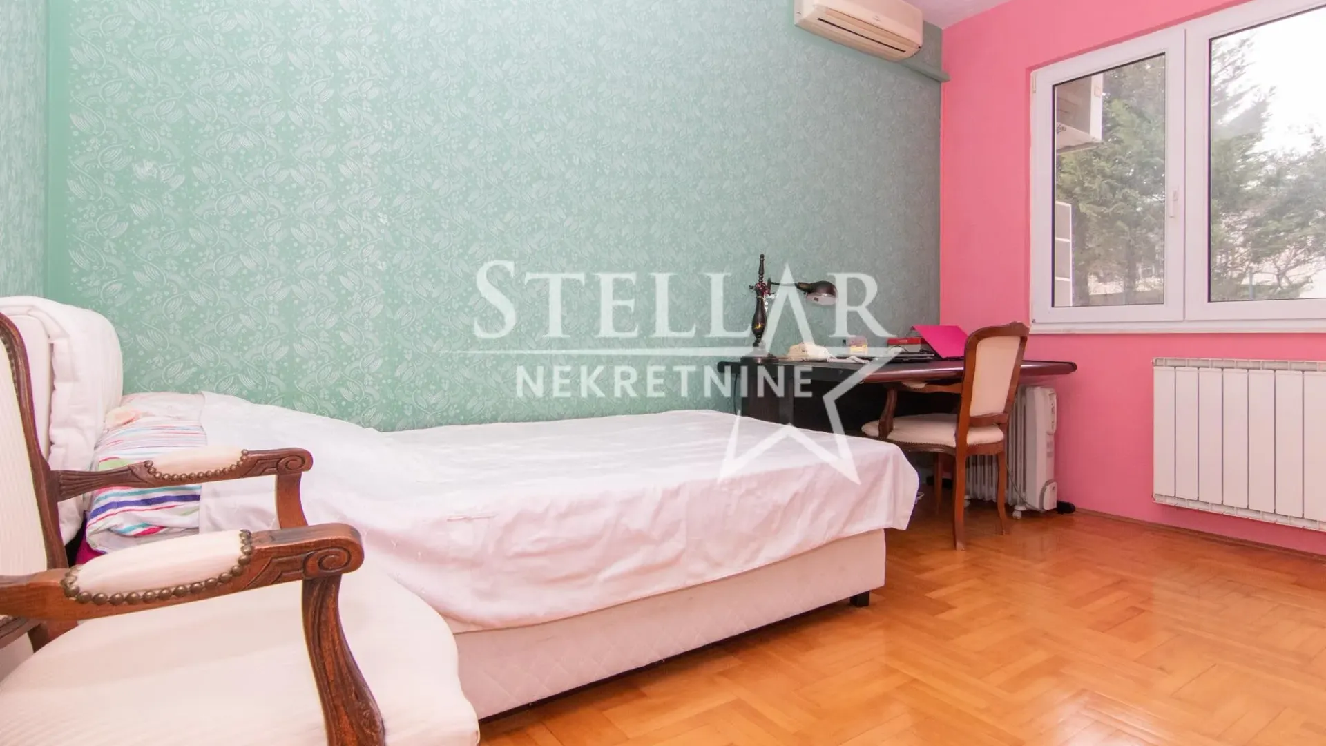 Izdavanje, trosoban stan, 115m², Gorica C, Podgorica