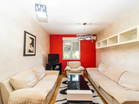 Rent, one bedroom apartment, 37m², Stari Aerodrom, Podgorica - image 1