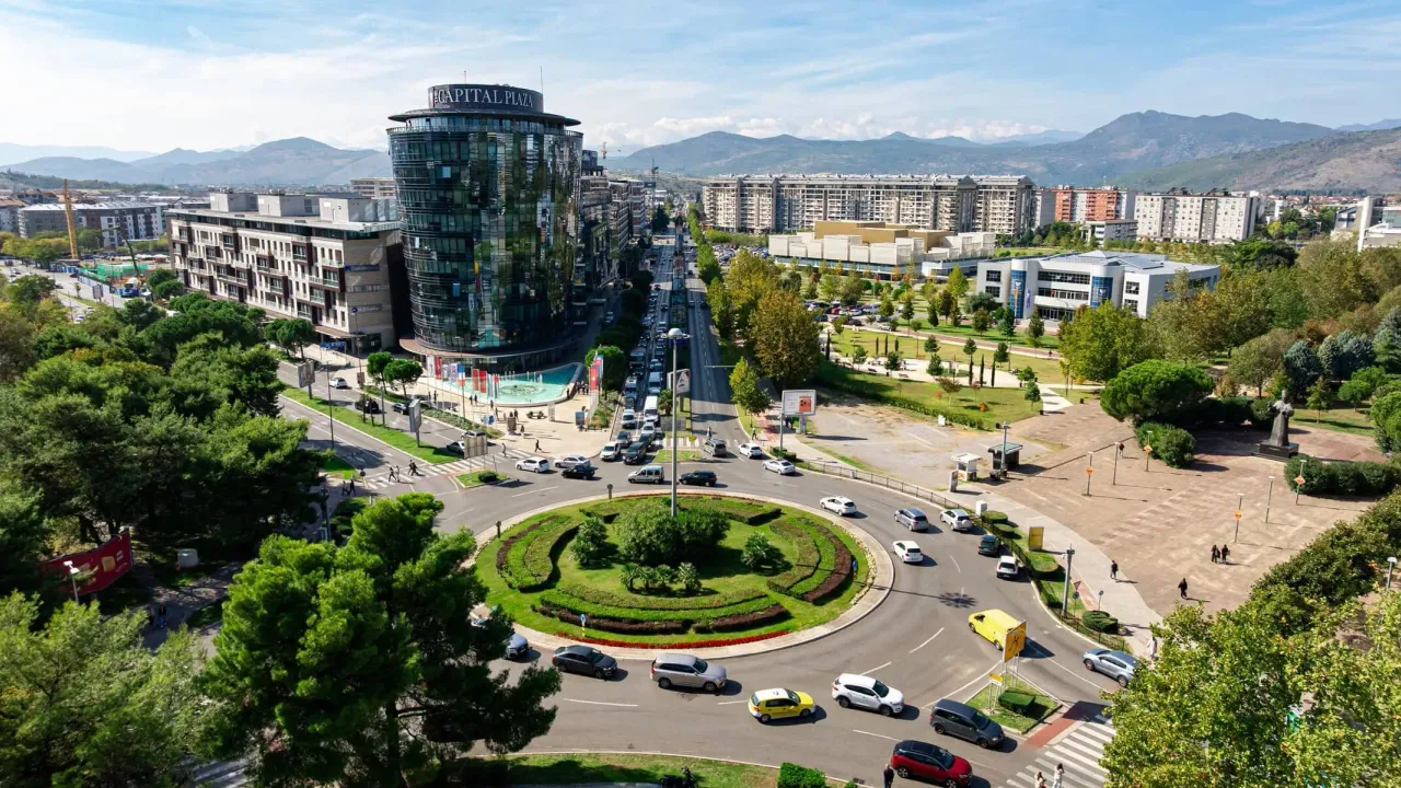 Prodaja, dvosoban stan, 88m², Kod Capital Plaze, Podgorica