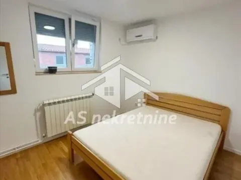 Izdavanje, trosoban stan, 72m², Novi Beograd Blok 29, Novi Beograd Sve Podlokacije - image 8