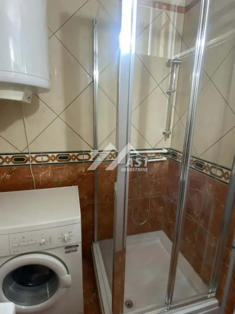 Rent, two bedroom apartment, 64m², Rotkvarija, Novi Sad Sve Podlokacije