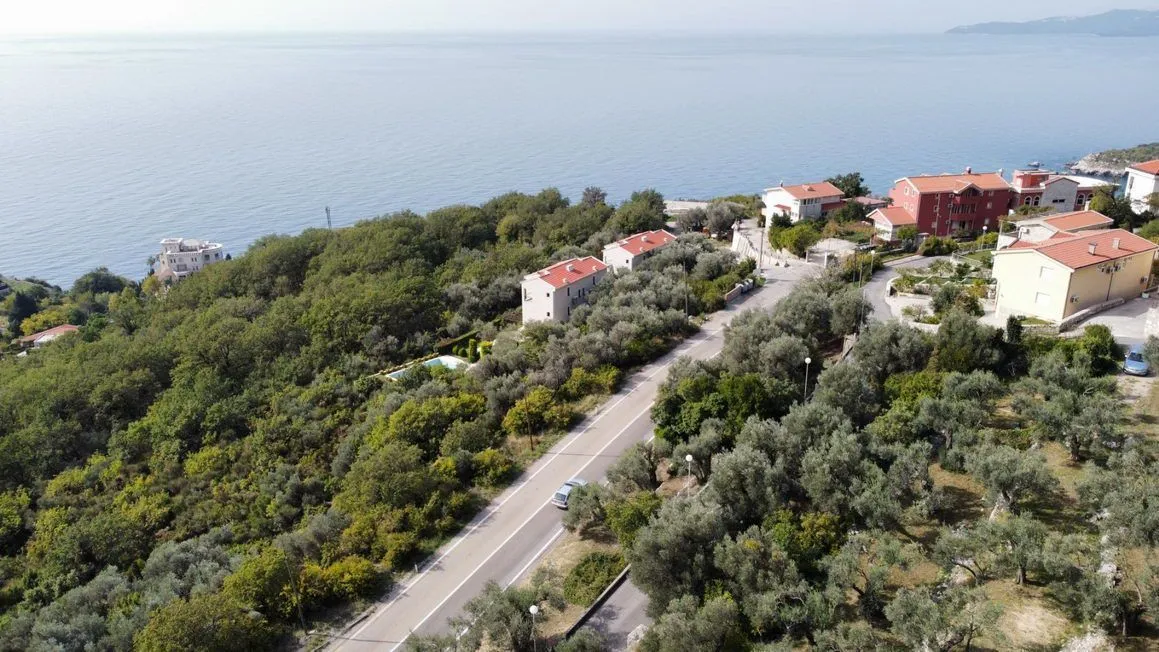 Prodaja, plac, 1700m², Reževići, Budva