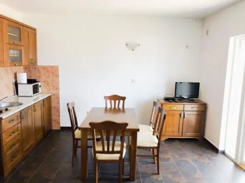 Sale, one bedroom apartment, 48m², Utjeha, Bar - image 10