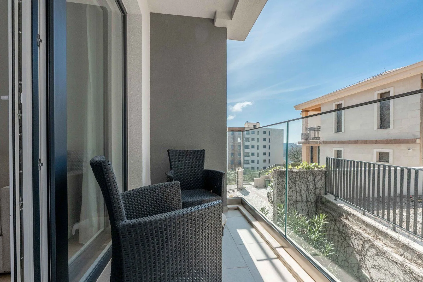 Prodaja, jednosoban stan, 43m², Bečići, Budva