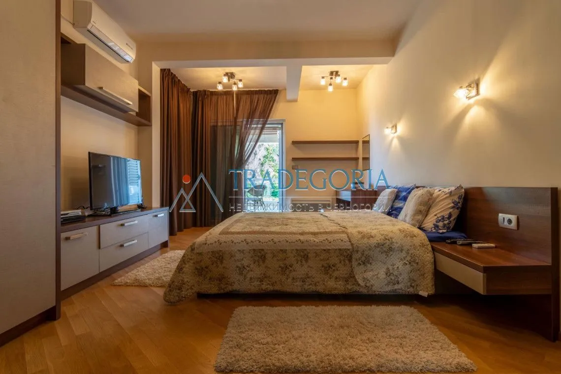 Prodaja, kuća, 267m², Tivat, Crna Gora
