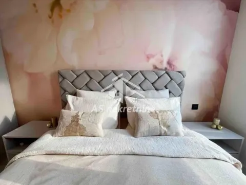 Rent, three bedroom apartment, 80m², Savski Venac, Beograd - image 16
