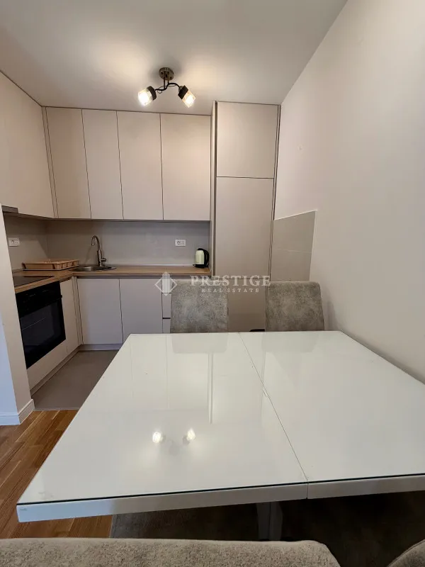 Rent, one bedroom apartment, 42m², Pobrežje, Podgorica