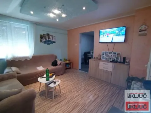 Sale, three bedroom apartment, 52m², Klisa, Novi Sad Sve Podlokacije