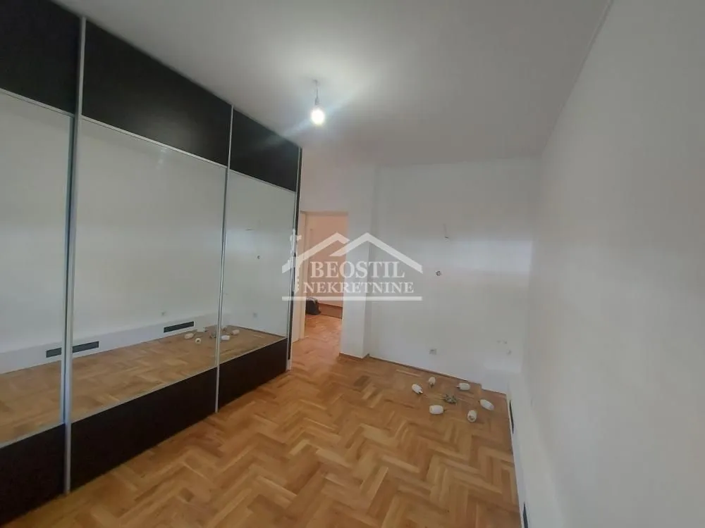 Rent, three bedroom apartment, 65m², Novi Beograd Blok 21, Novi Beograd Sve Podlokacije