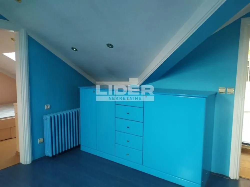 Sale, three bedroom apartment, 75m², Višnjička Banja, Palilula Sve Podlokacije