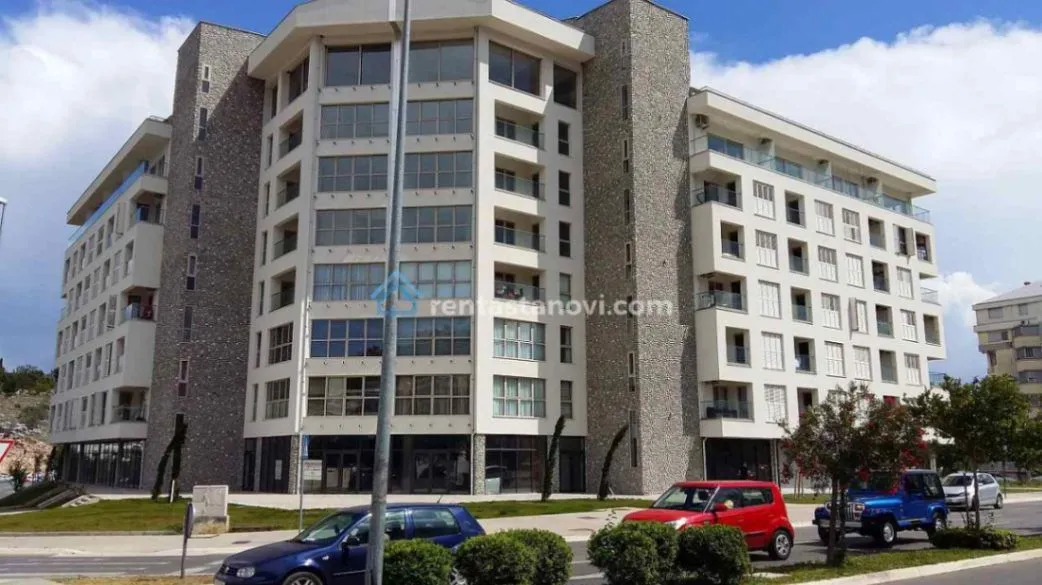 Stan-na-dan, dvosoban stan, 50m², Vezirov Most, Podgorica