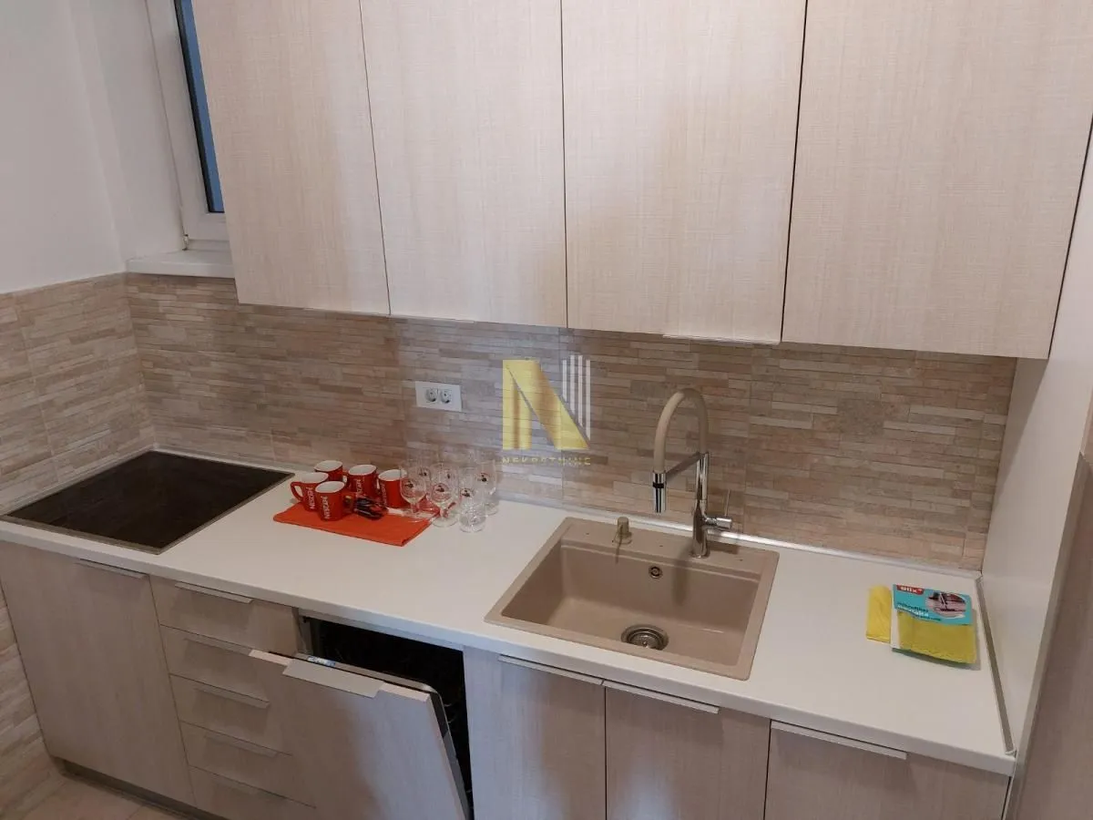 Rent, three bedroom apartment, 65m², Centar, Novi Sad