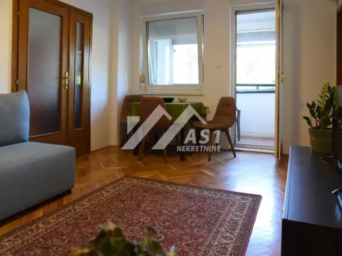 Izdavanje, dvosoban stan, 51m², Bulevar Oslobodjenja, Novi Sad Sve Podlokacije - image 2