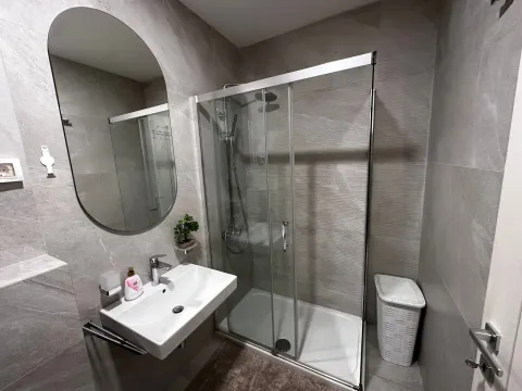 Izdavanje, jednosoban stan, 50m², Central Point, Podgorica - image 7