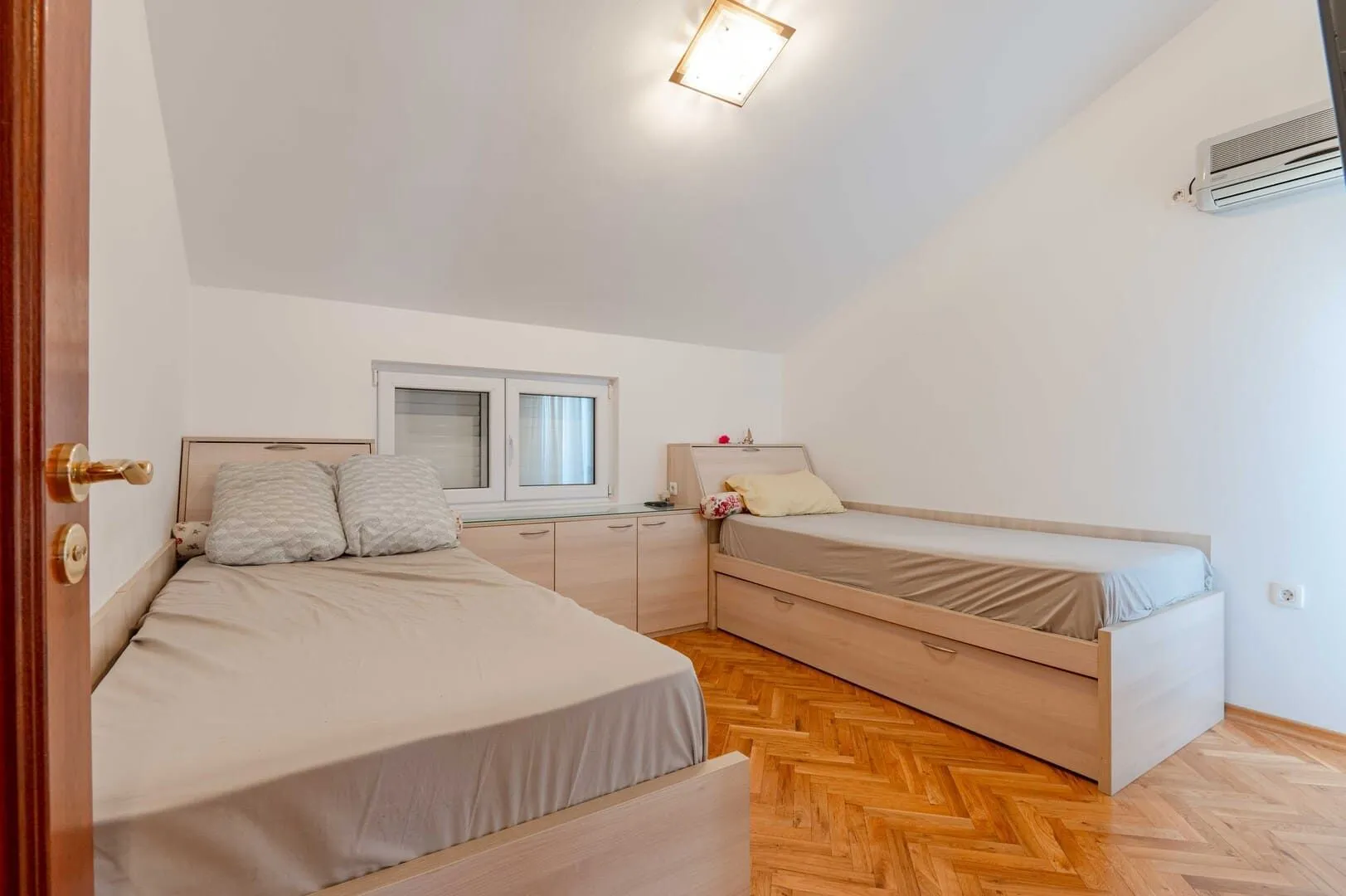 Sale, two bedroom apartment, 73m², Gospoština, Budva