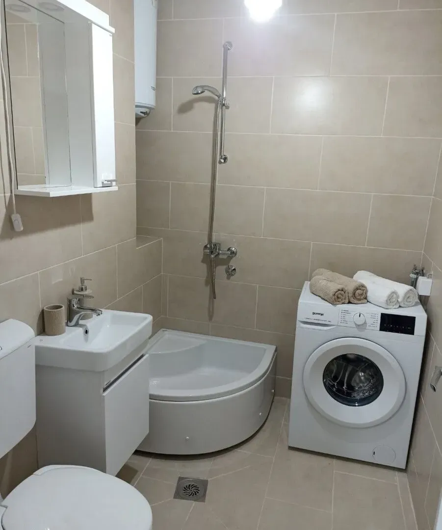 Prodaja, garsonjera, 24m², Autobuska stanica, Podgorica