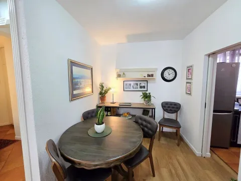 Sale, one bedroom apartment, 76m², Dubovica, Budva - image 8