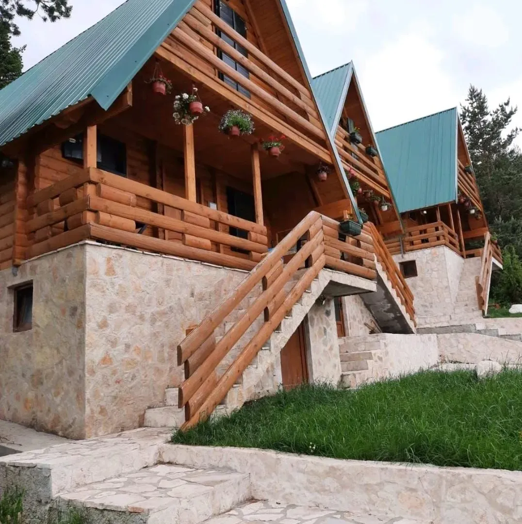 Prodaja, kuća, 207m², Borje, Žabljak