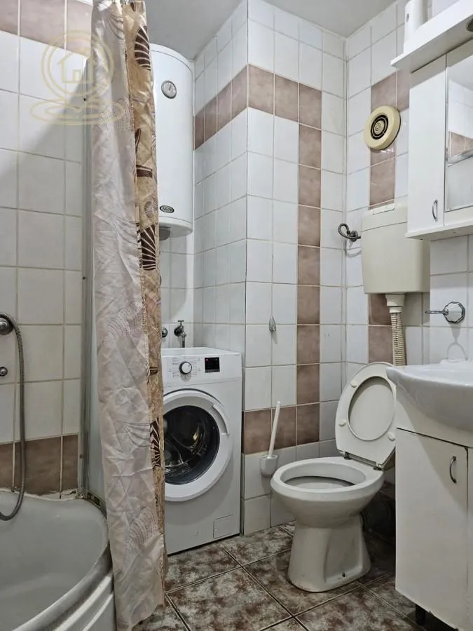 Prodaja, dvosoban stan, 53m², Grbavica, Novi Sad Sve Podlokacije