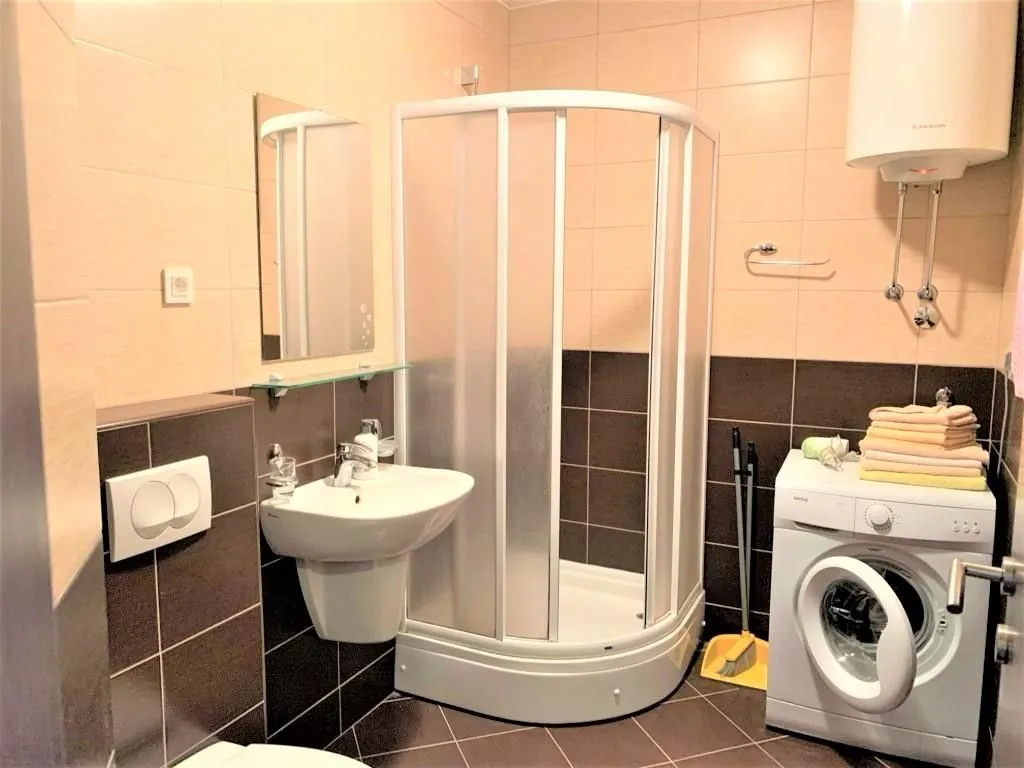 Rent, one bedroom apartment, 42m², Centar, Budva