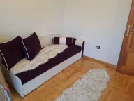 Izdavanje, četvorosoban stan, 160m², Stari Aerodrom, Podgorica - image 8