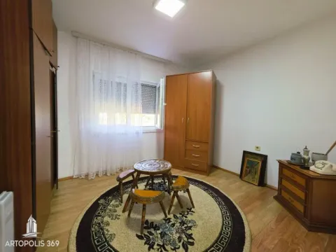 Sale, house, 218m², Vrčin, Grocka - image 15