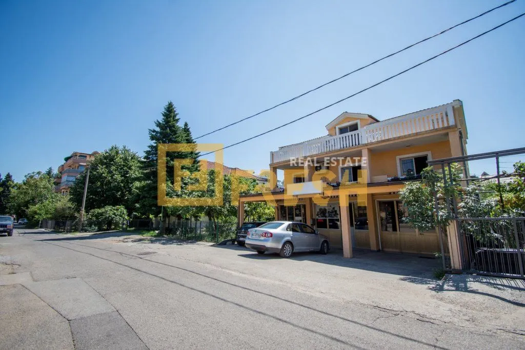 Prodaja, plac, 826m², Gorica C, Podgorica