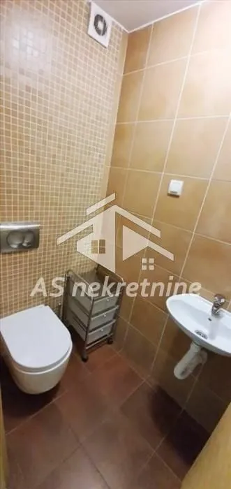 Rent, three bedroom apartment, 86m², Vračar Hram, Vračar Sve Podlokacije