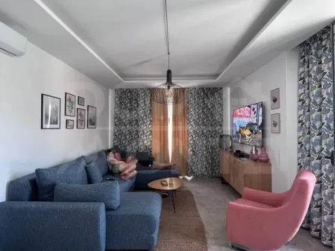 Izdavanje, dvosoban stan, 80m², Tivat, Crna Gora - image 14